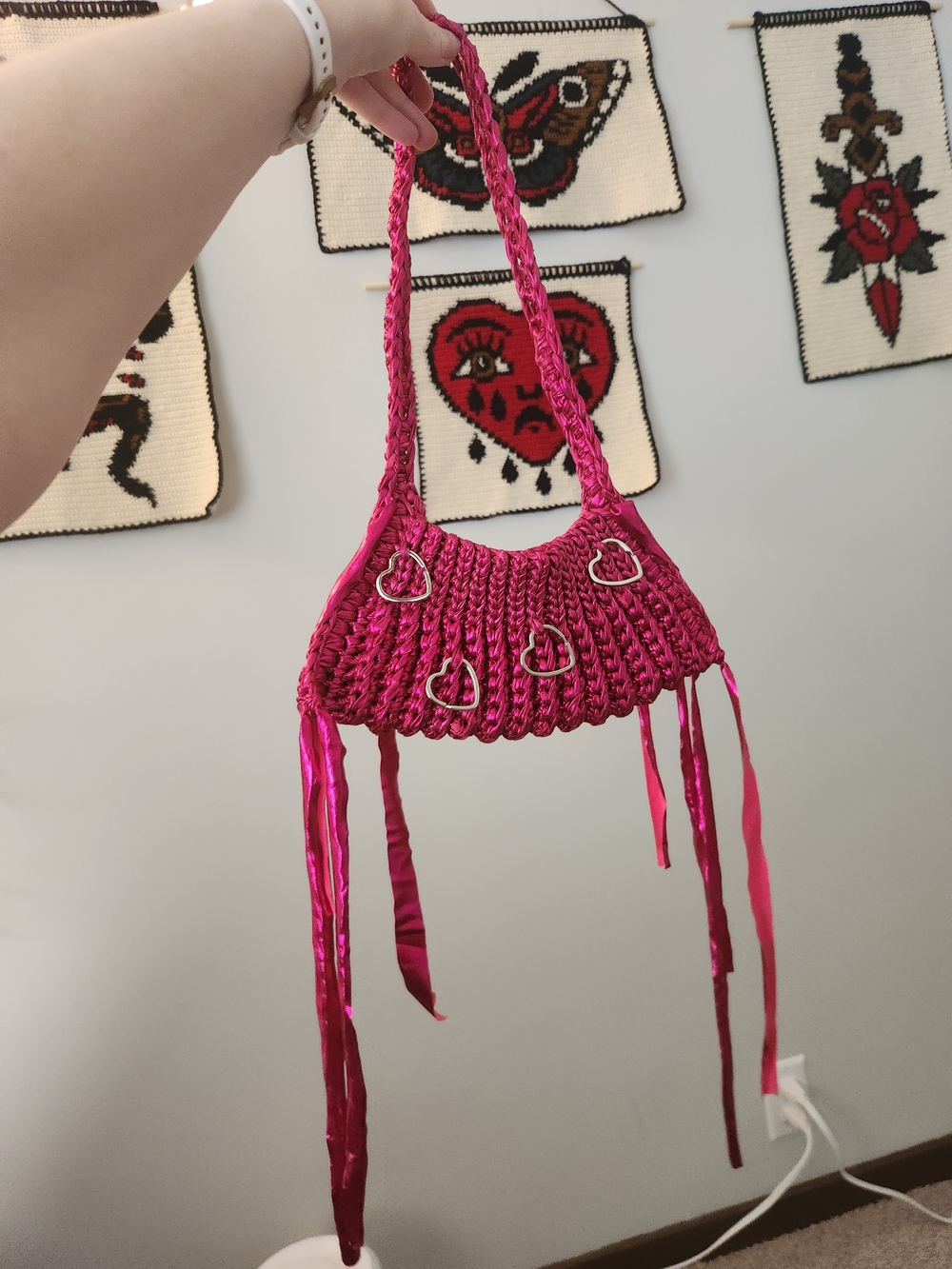 Crochet Handmade Metallic Pink Heart Ring-Detail Shoulder Bag